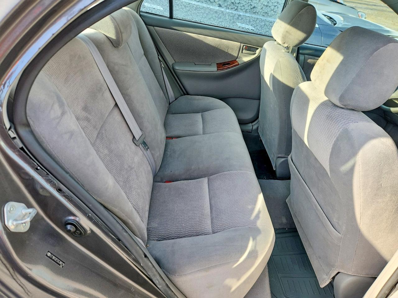 2005 TOYOTA COROLLA CE photo 19