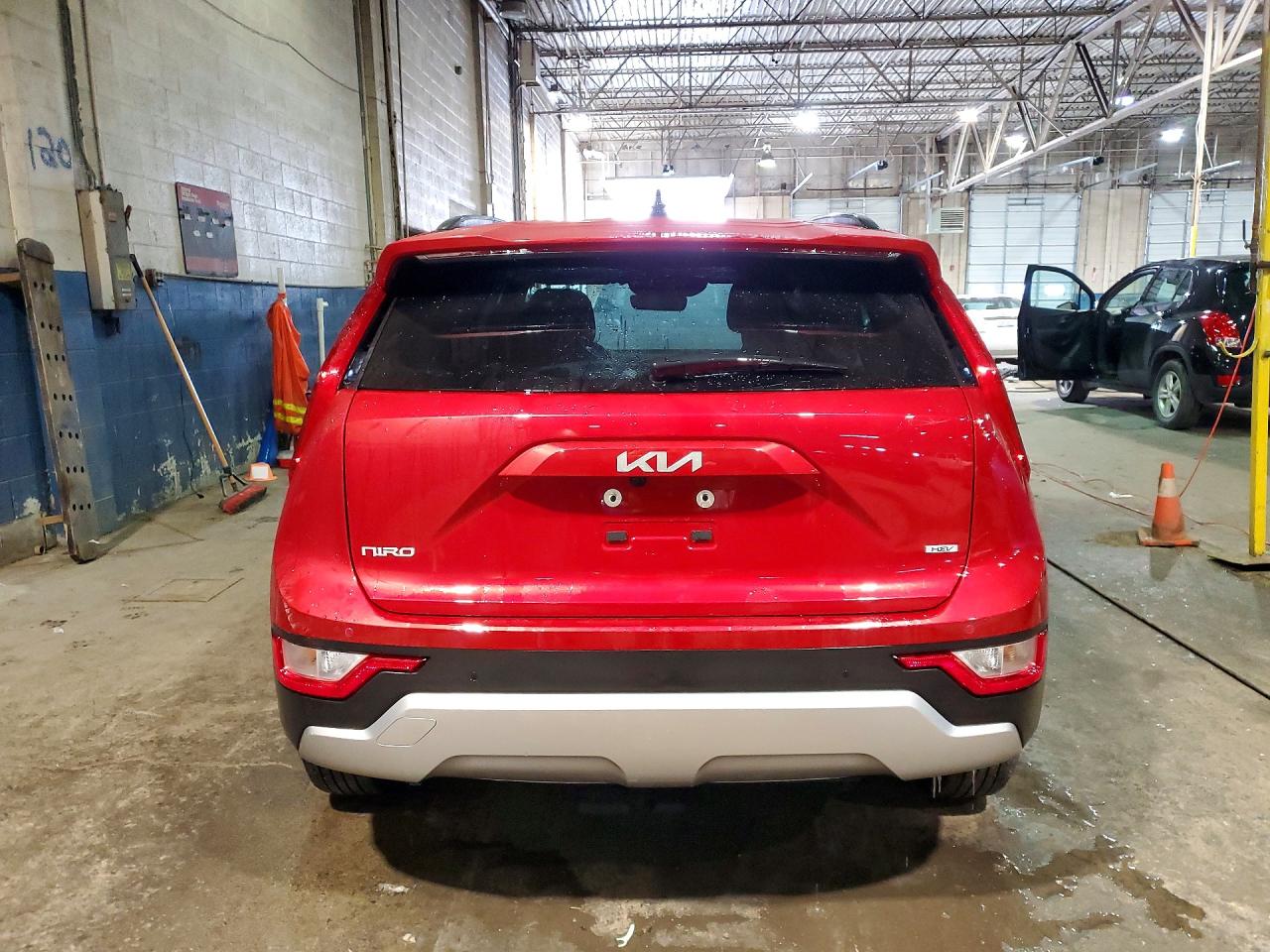 2025 KIA NIRO EX photo 6
