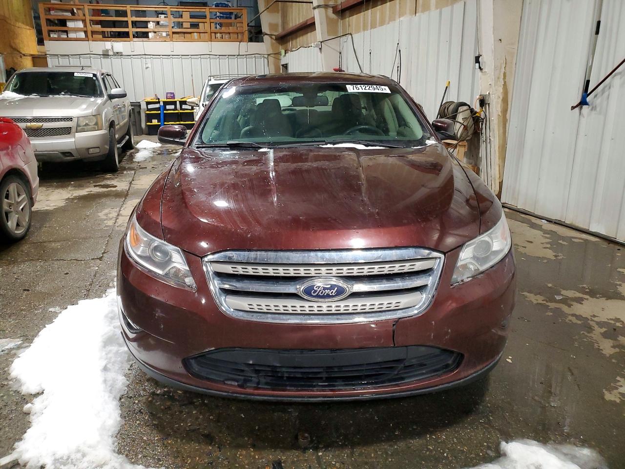 2010 FORD TAURUS SEL photo 9