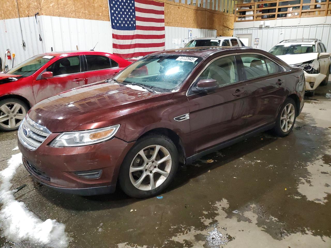 2010 FORD TAURUS