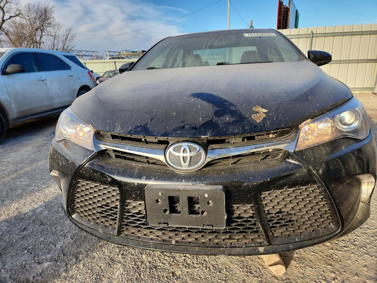 2015 TOYOTA CAMRY LE photo 9