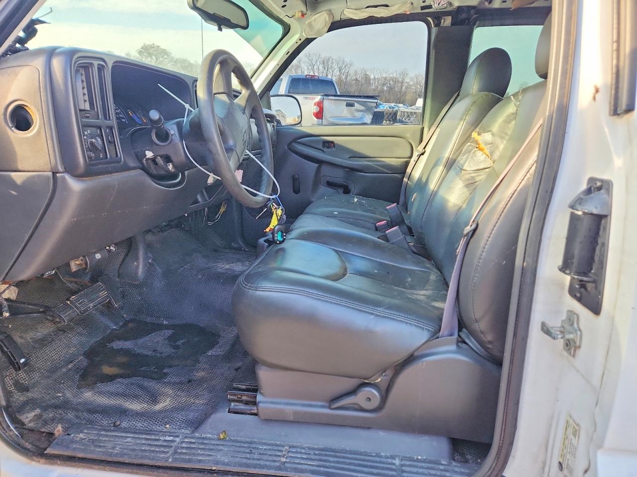 2006 CHEVROLET SILVERADO C1500 photo 7