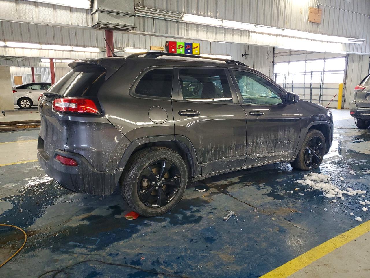 2018 JEEP CHEROKEE LATITUDE photo 3