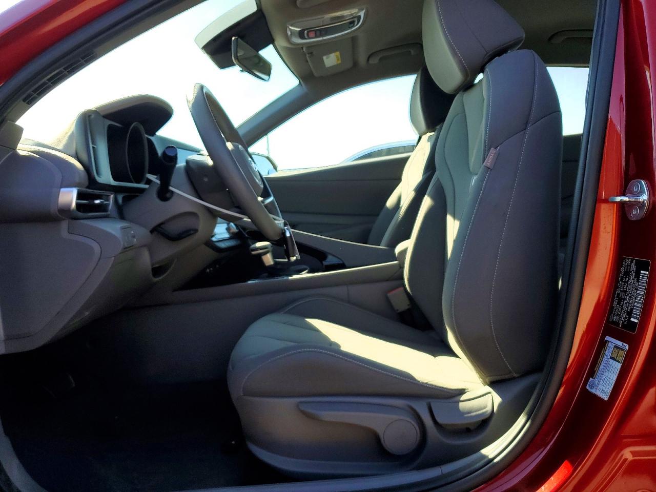 2023 HYUNDAI ELANTRA BLUE photo 13