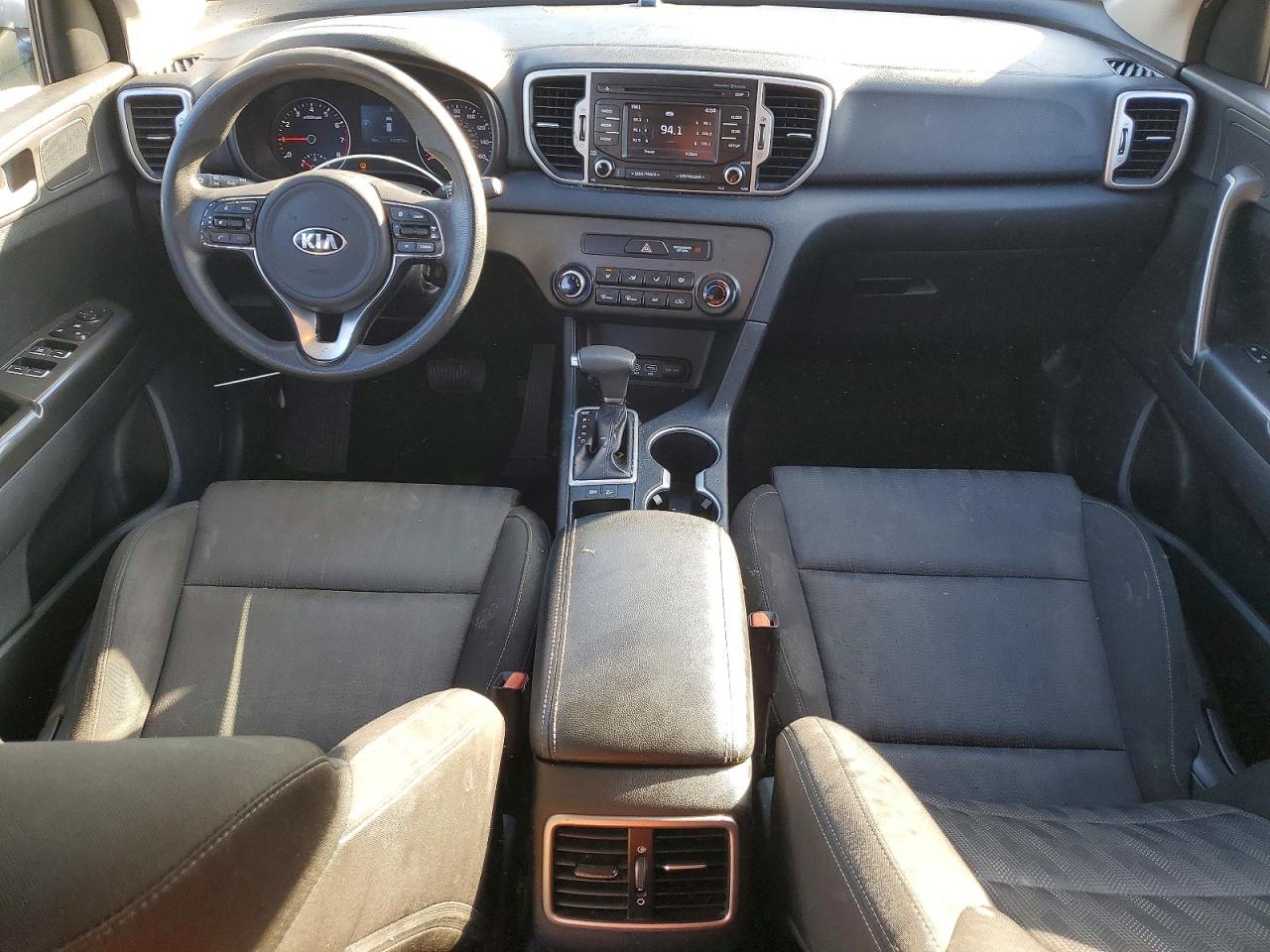 2017 KIA SPORTAGE LX photo 22