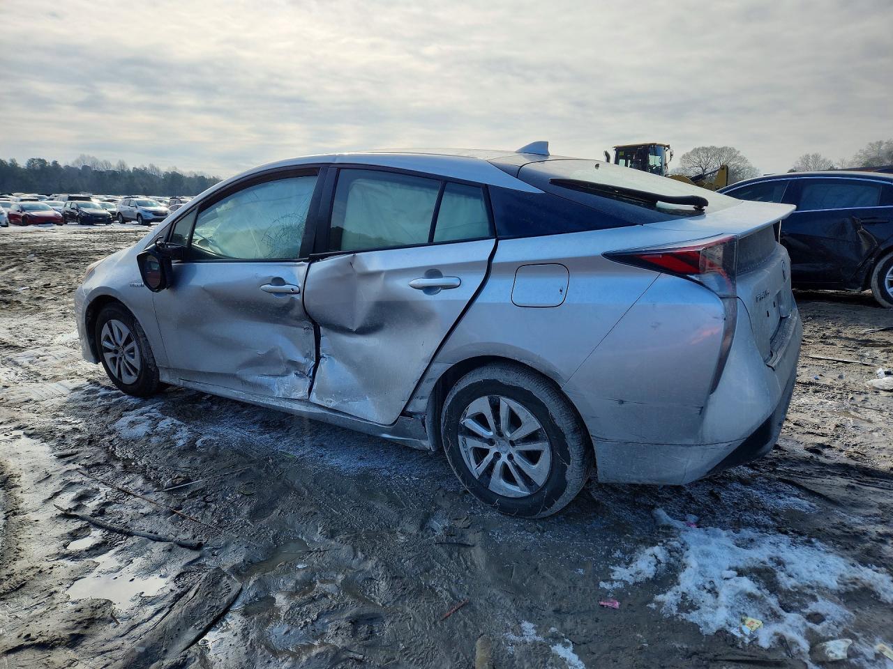 2016 TOYOTA PRIUS photo 3