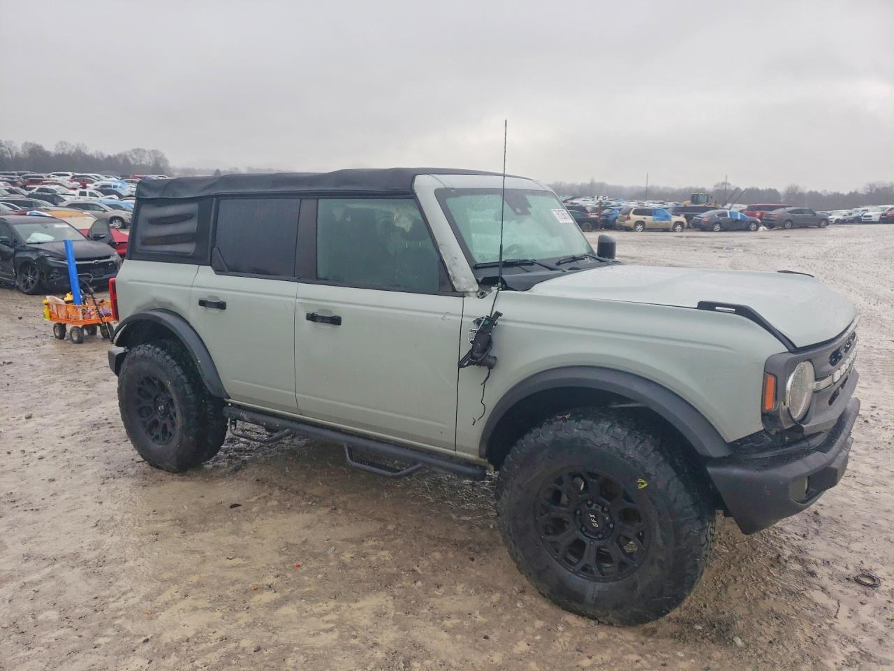 2021 FORD BRONCO BASE photo 10