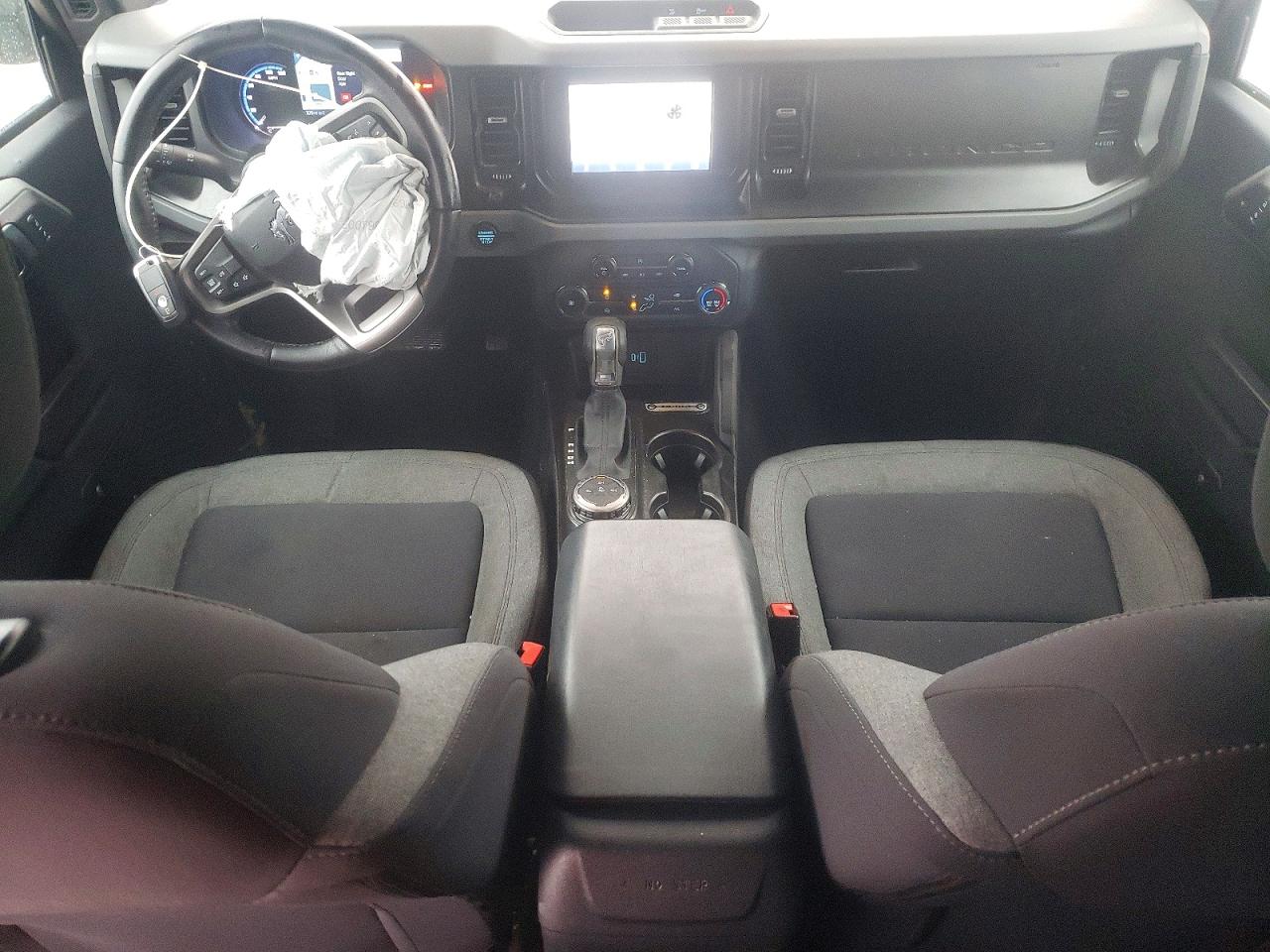 2021 FORD BRONCO BASE photo 22