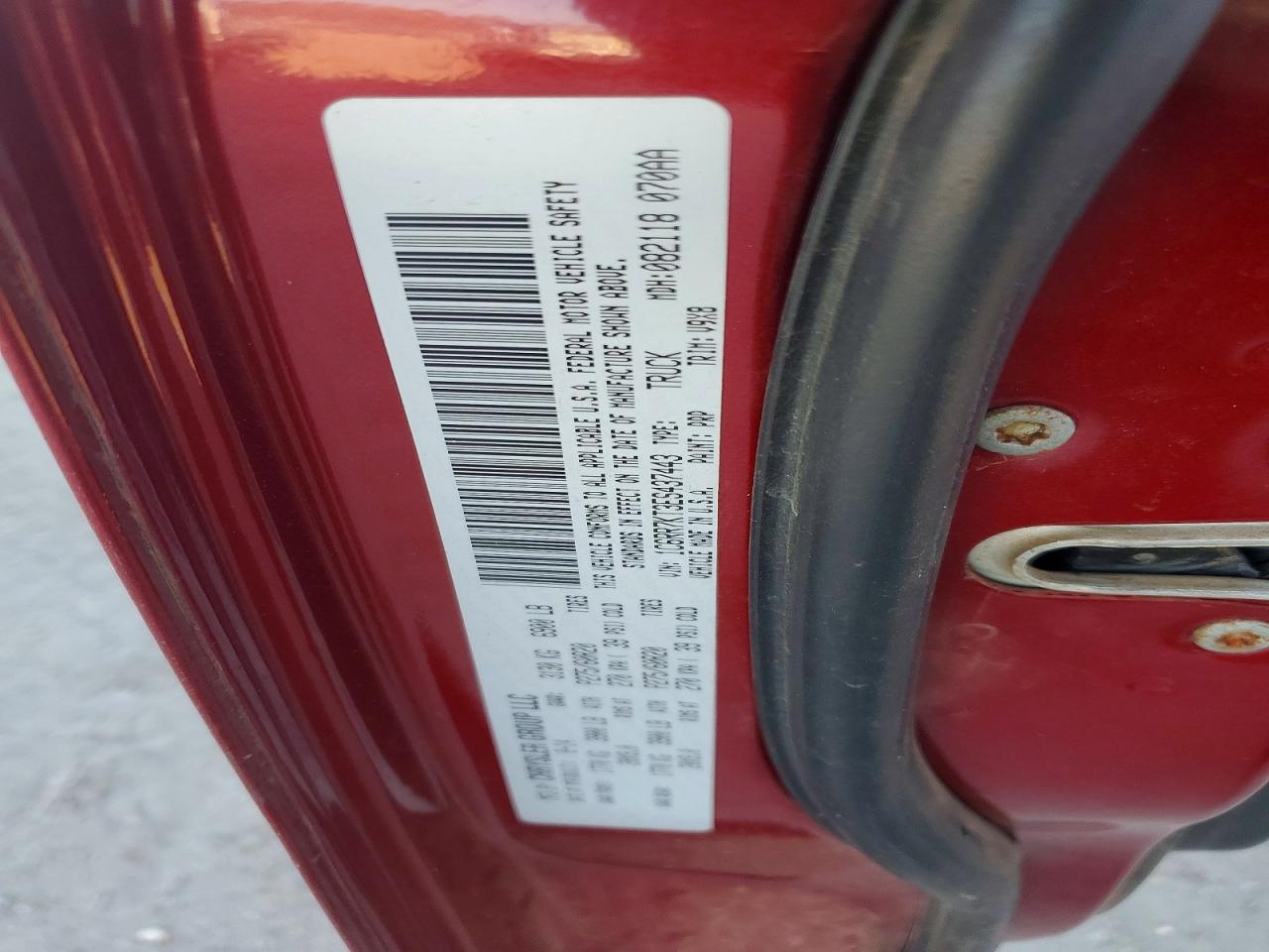 2014 RAM 1500 ST photo 37