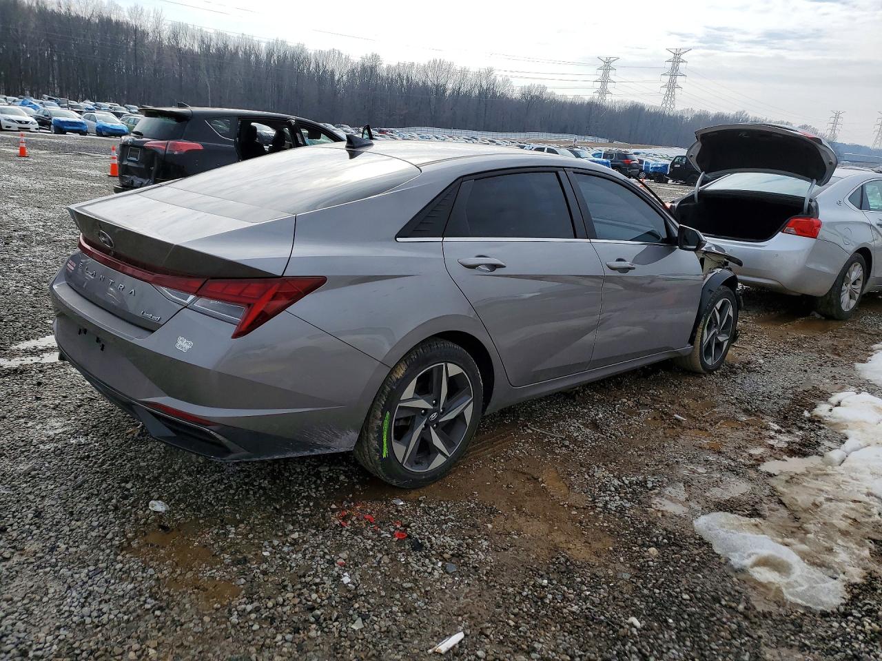 2022 HYUNDAI ELANTRA LIMITED photo 3
