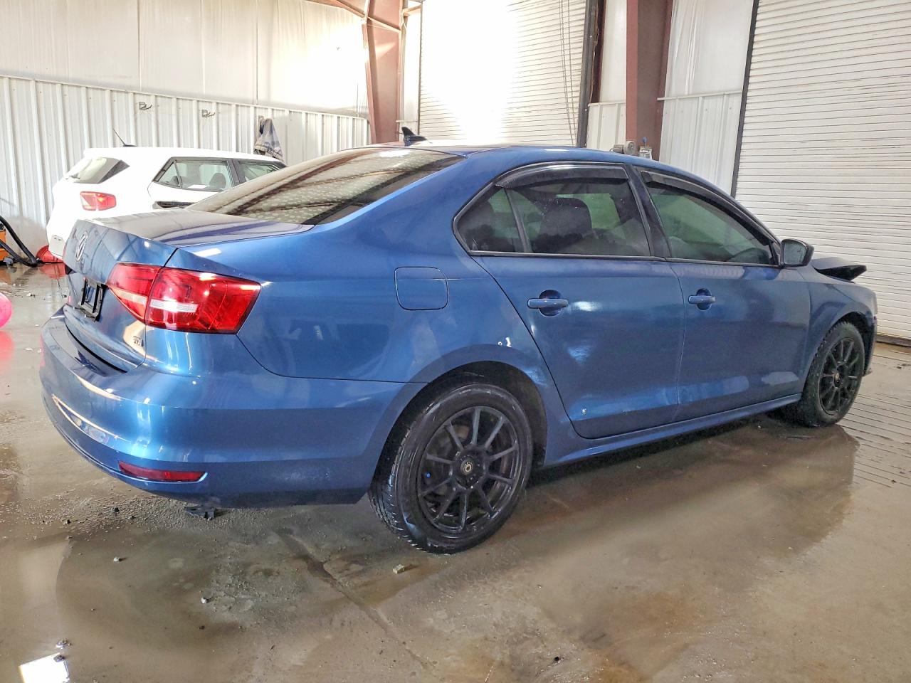 2015 VOLKSWAGEN JETTA TDI photo 3