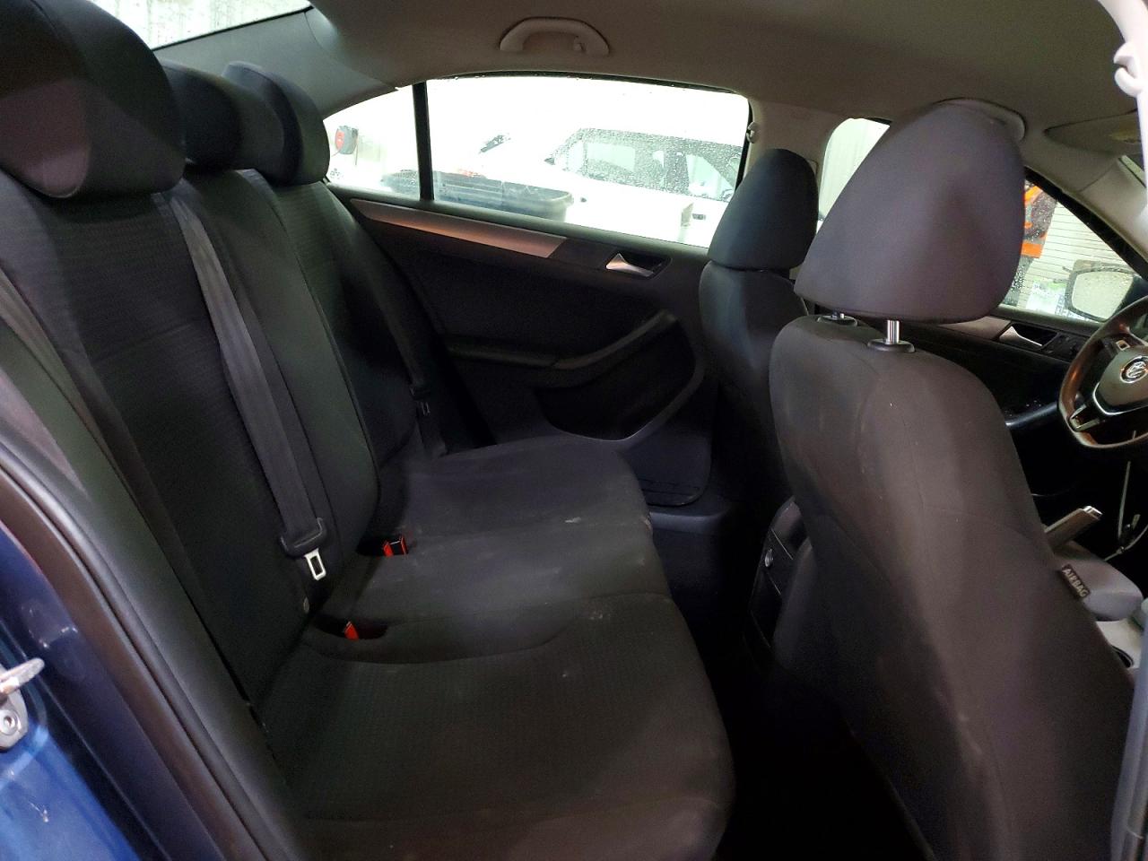 2015 VOLKSWAGEN JETTA TDI photo 10