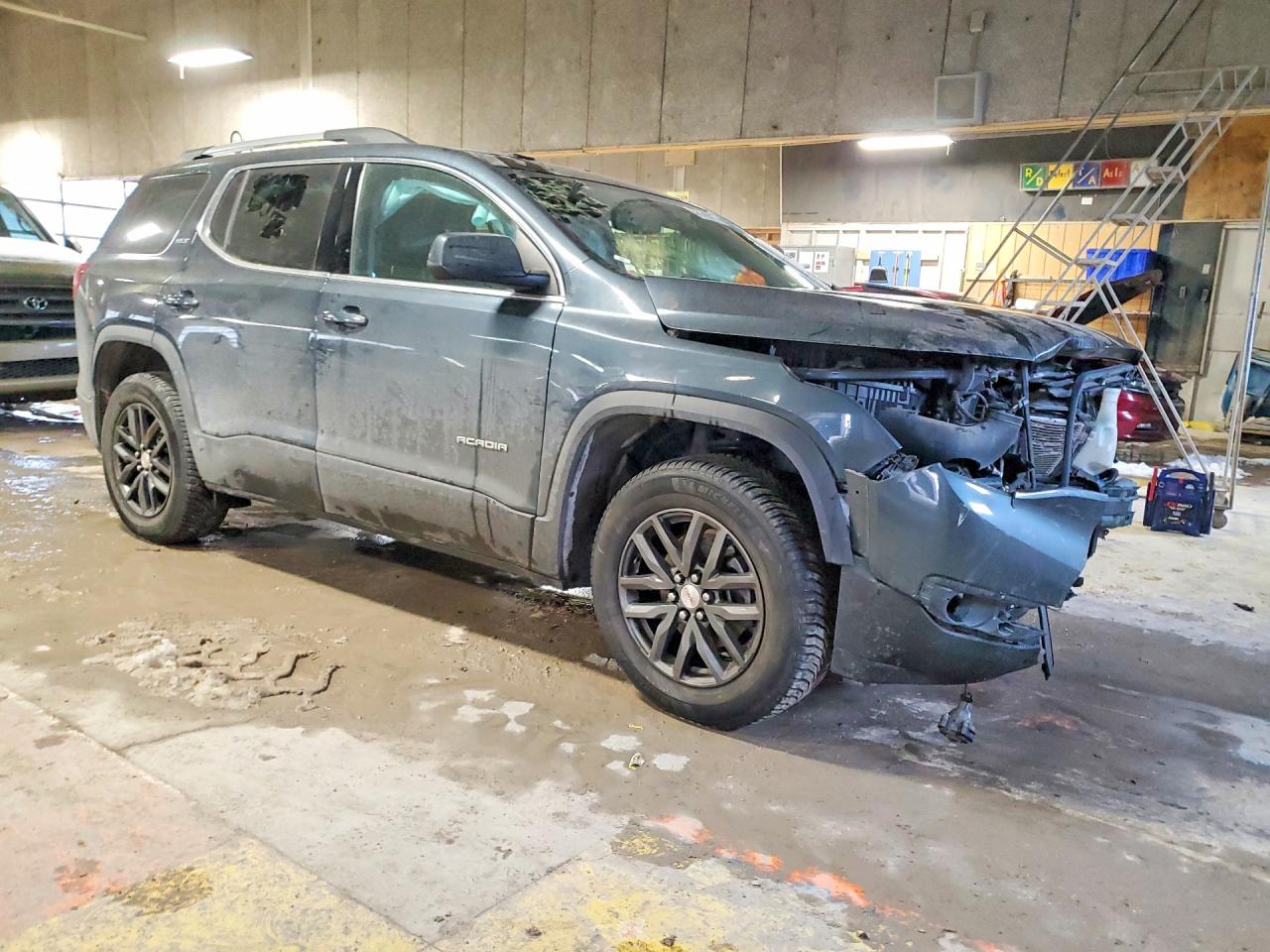 2019 GMC ACADIA SLT-1 photo 7