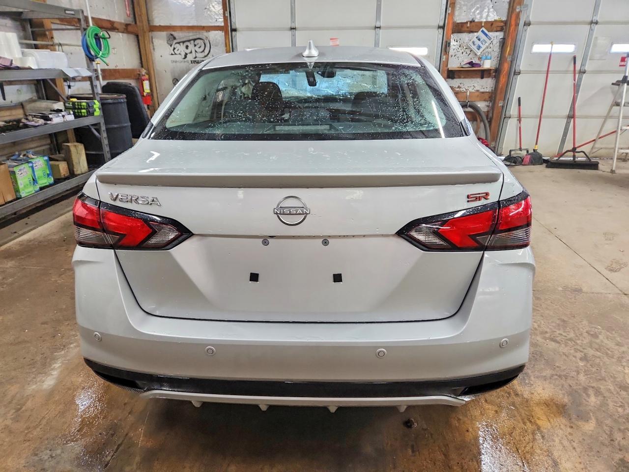 2024 NISSAN VERSA SR photo 11