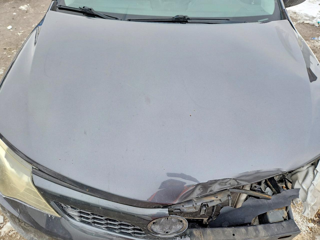 2012 TOYOTA CAMRY SE photo 21