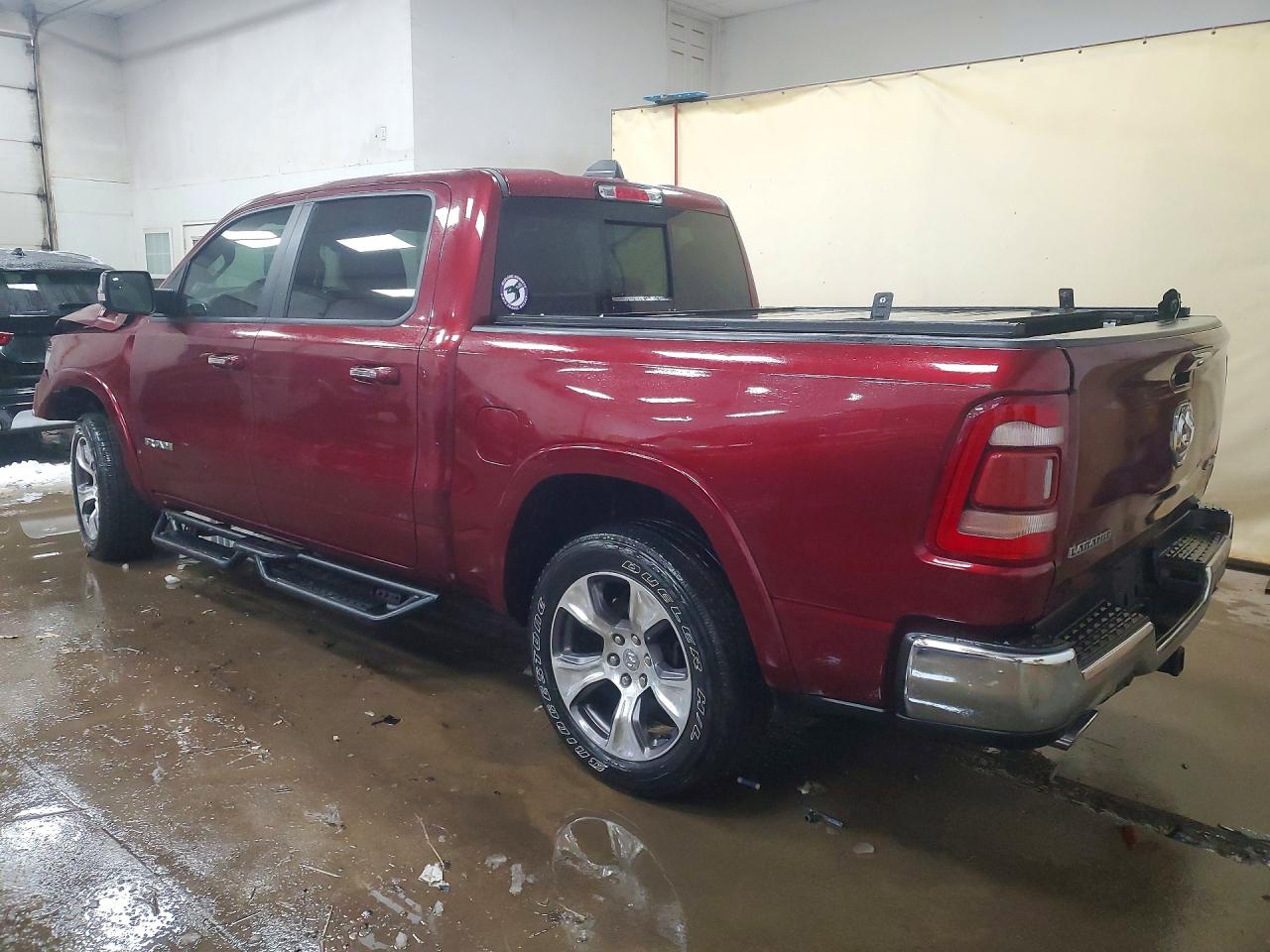 2021 RAM 1500 LARAMIE photo 3