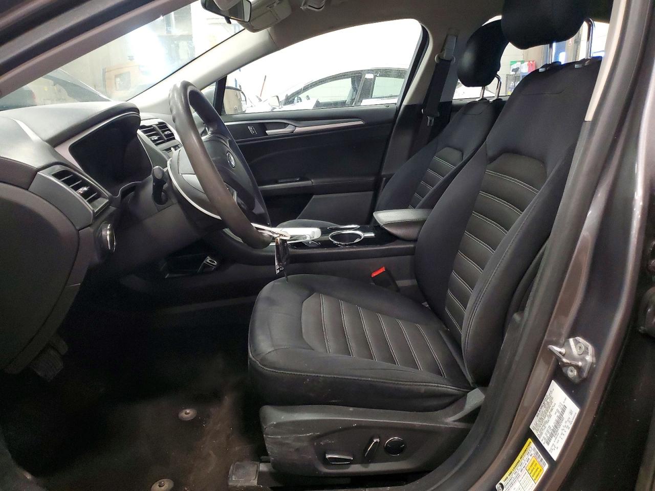 2013 FORD FUSION SE photo 13
