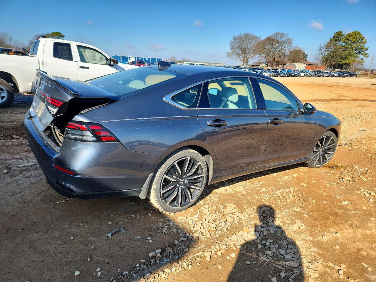 2025 HONDA ACCORD TOURING HYBRID photo 3