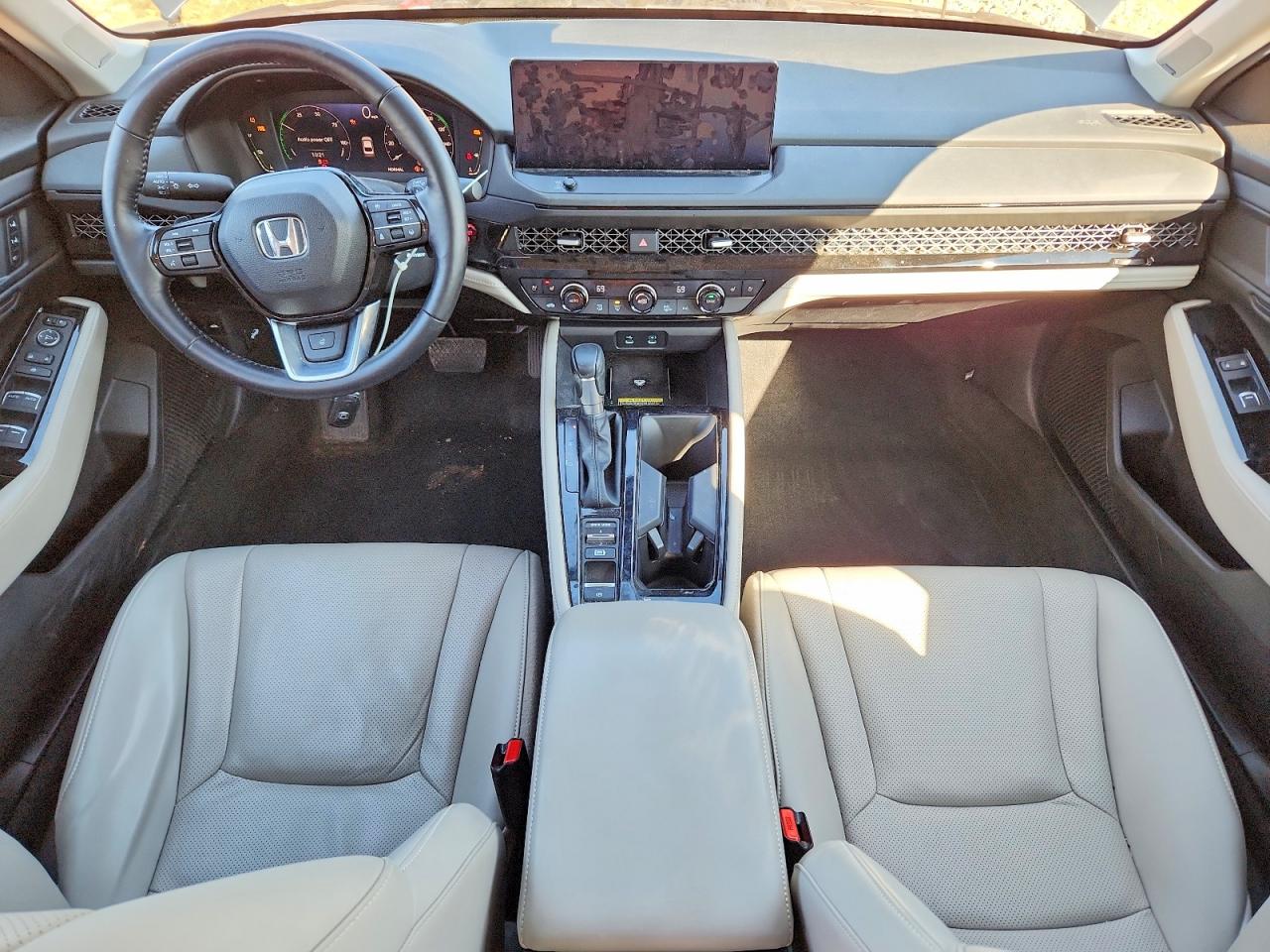 2025 HONDA ACCORD TOURING HYBRID photo 8