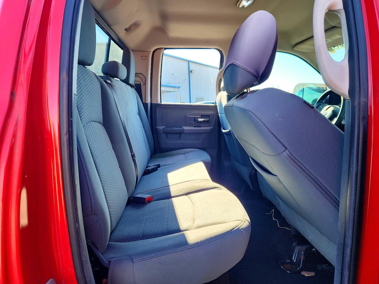2014 RAM 1500 SLT photo 19