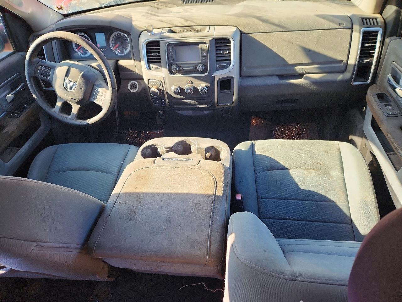 2014 RAM 1500 SLT photo 15