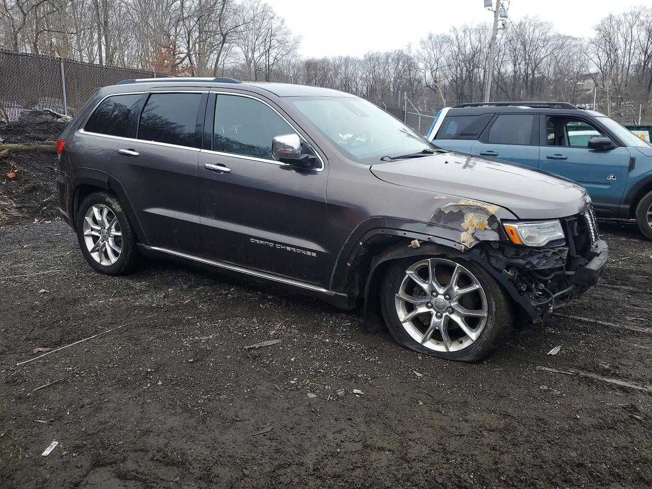 2014 JEEP GRAND CHEROKEE SUMMIT photo 4