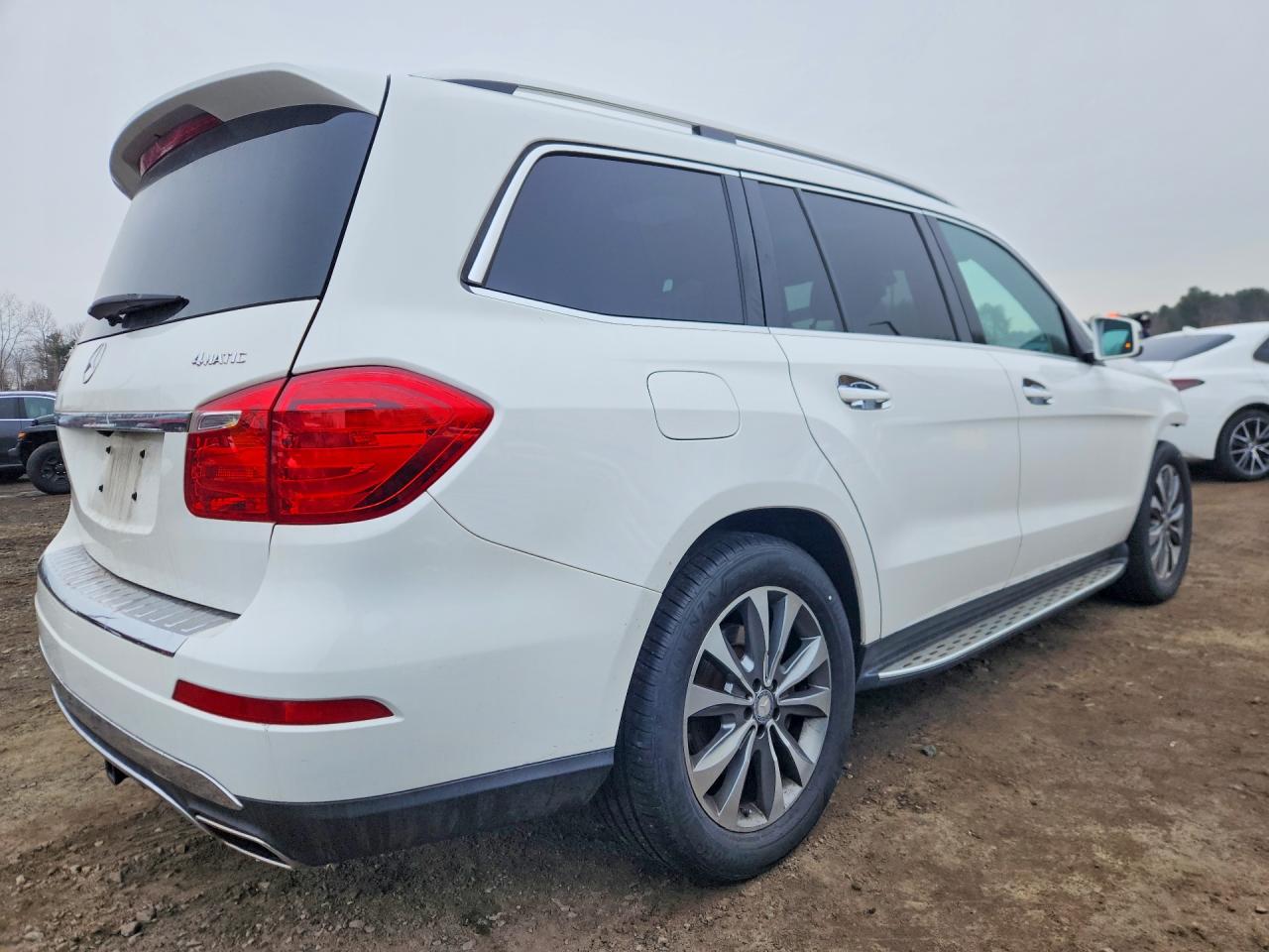 2016 MERCEDES-BENZ GL 450 4MATIC photo 3