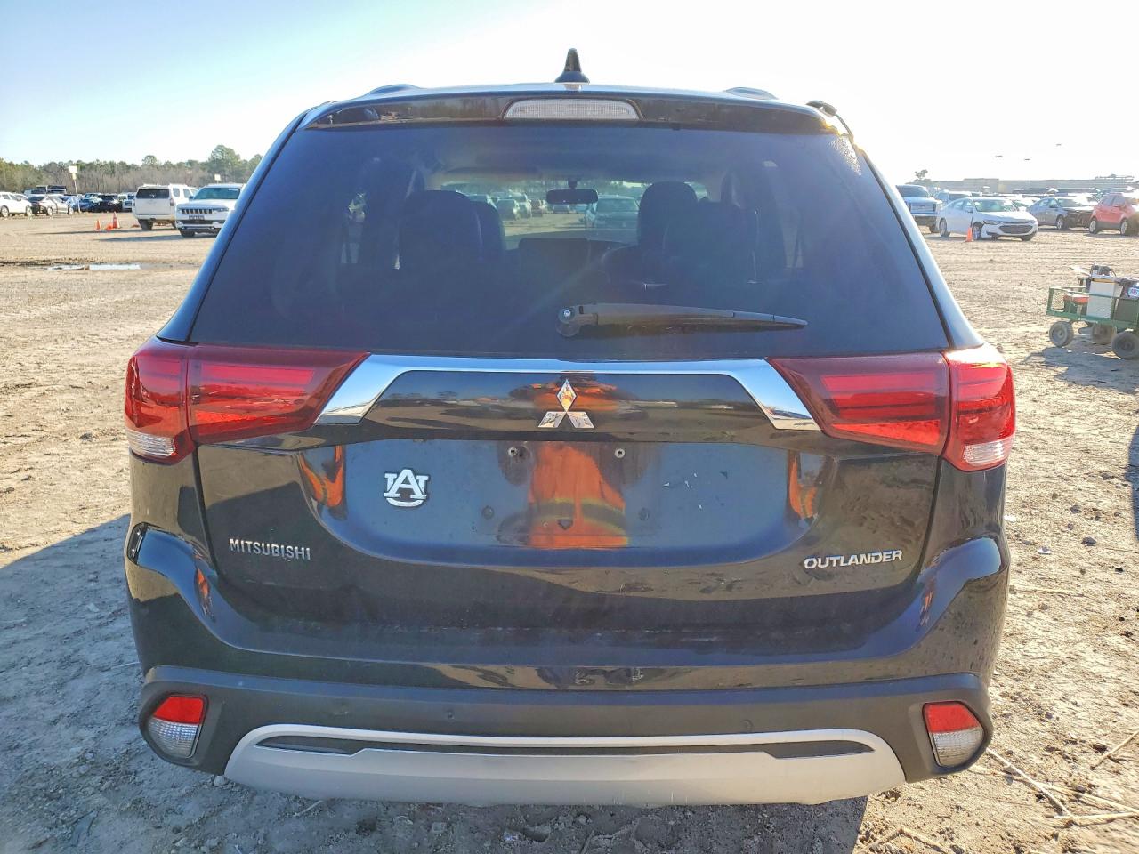 2019 MITSUBISHI OUTLANDER SE photo 11