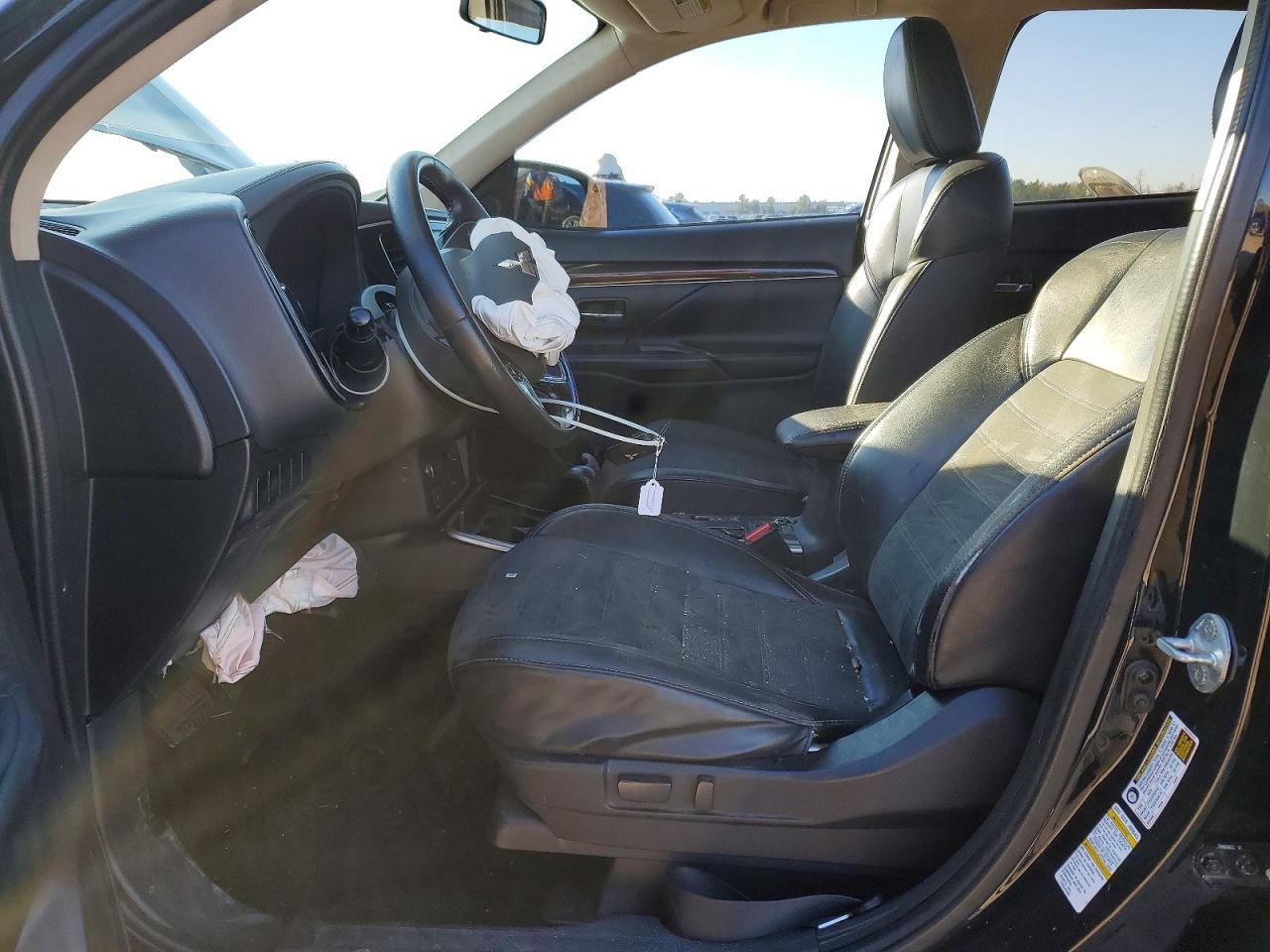 2019 MITSUBISHI OUTLANDER SE photo 13