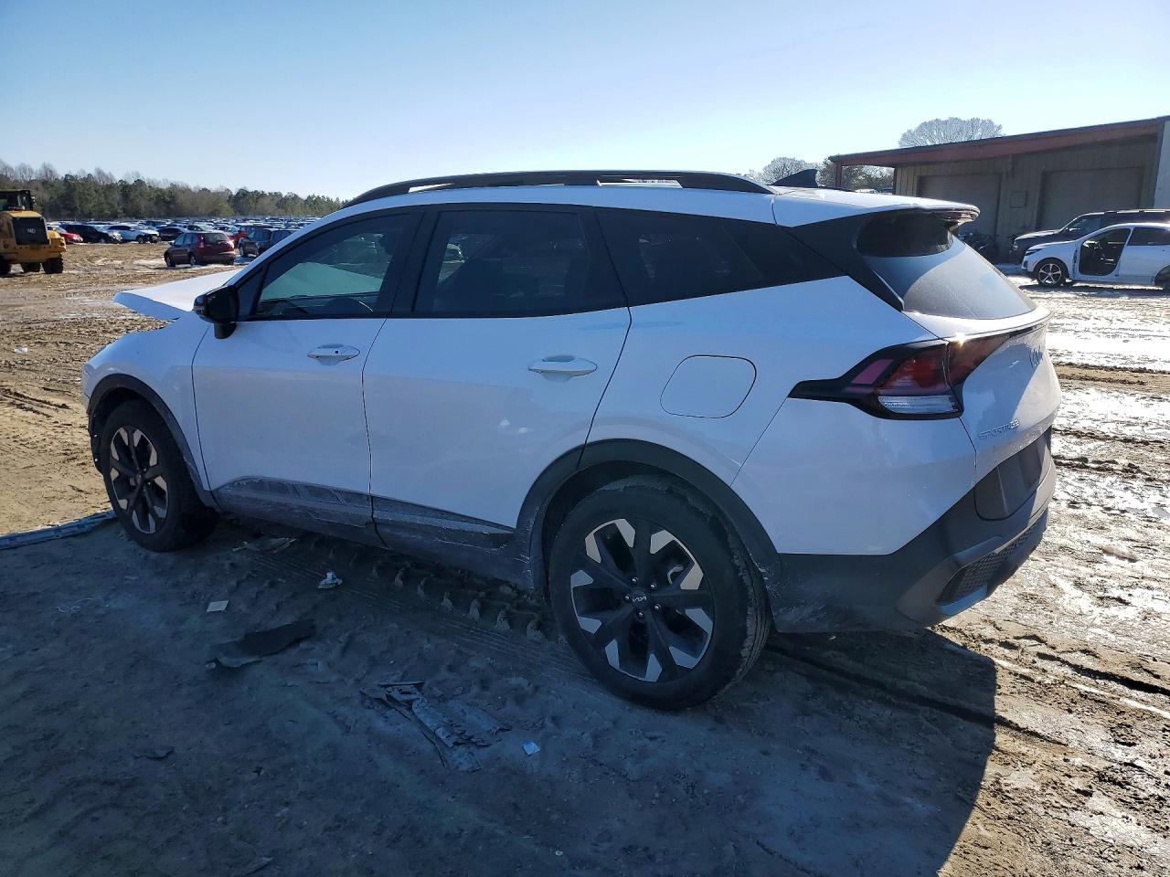 2023 KIA SPORTAGE X LINE photo 4