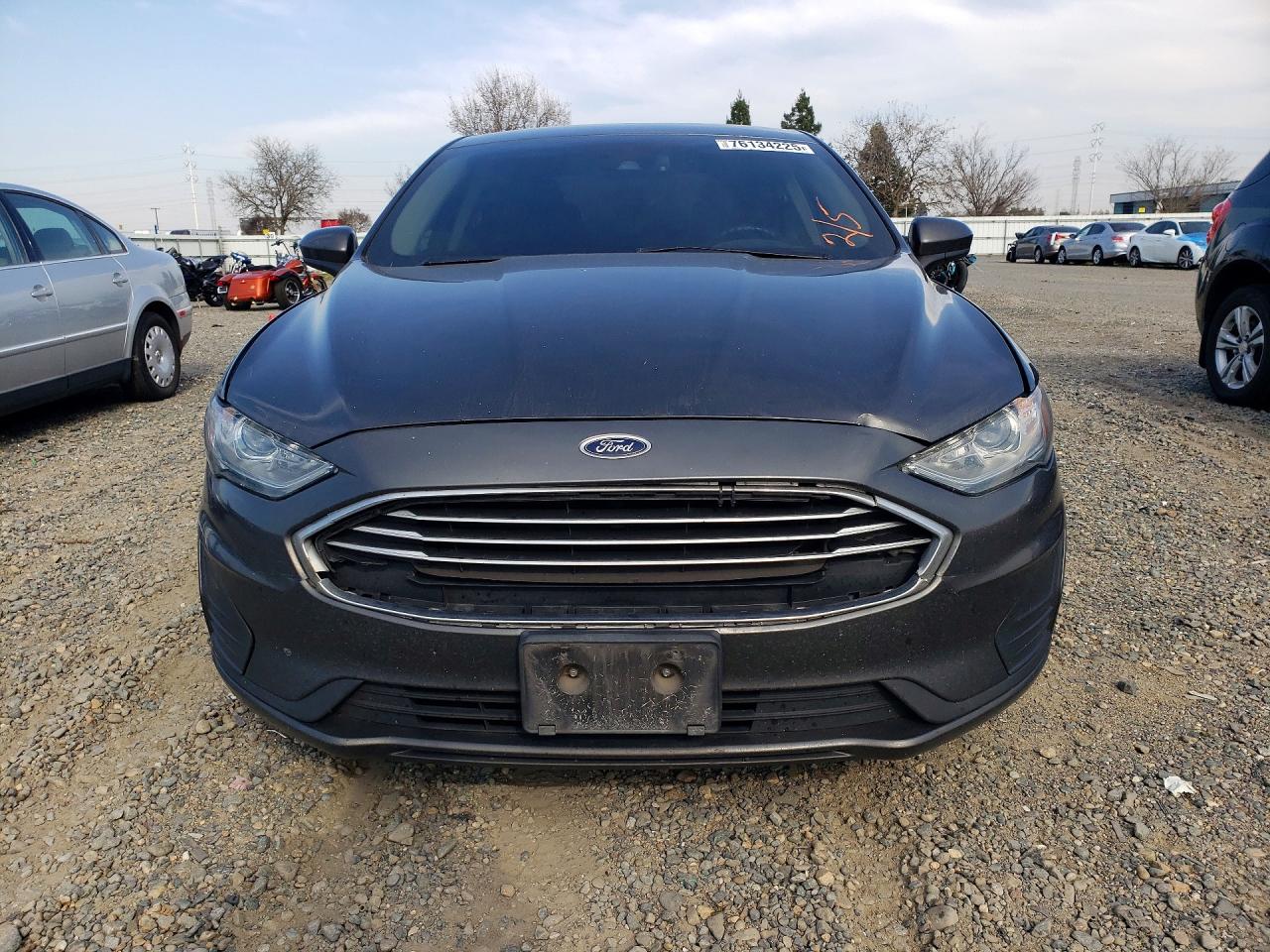 2019 FORD FUSION SE photo 9