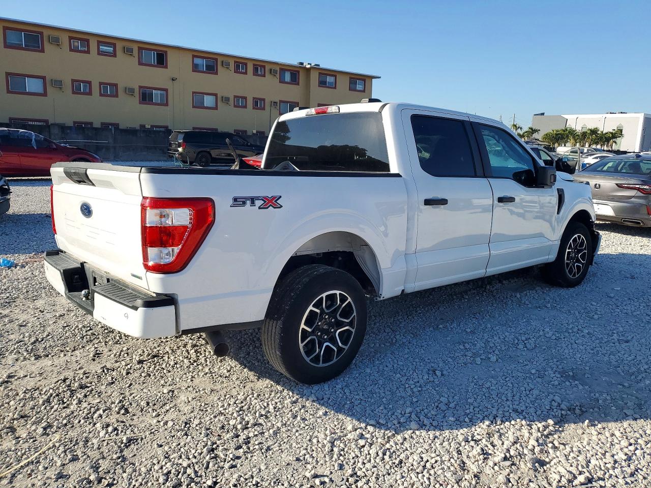 2023 FORD F150 SUPERCREW photo 3
