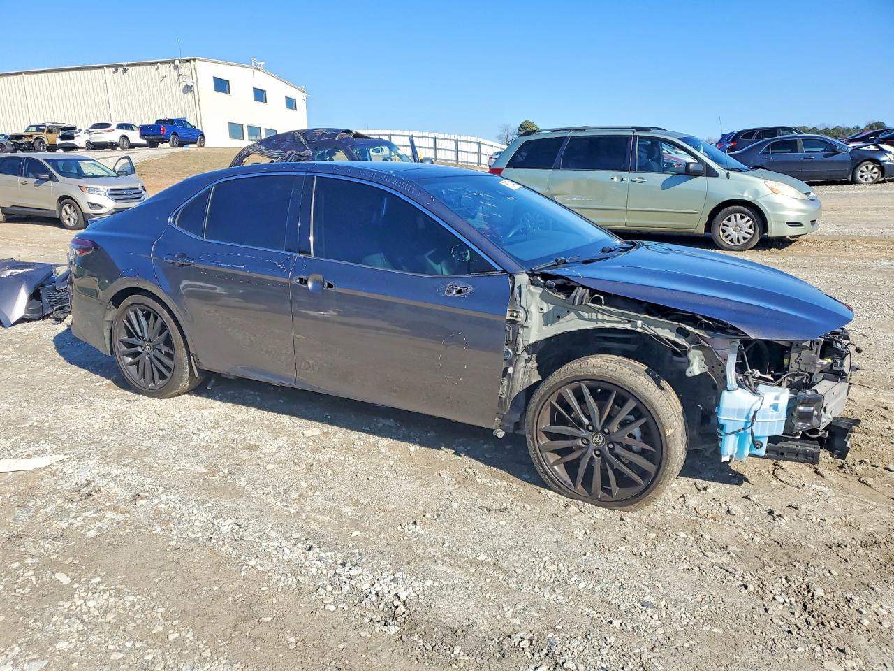2021 TOYOTA CAMRY XSE photo 4
