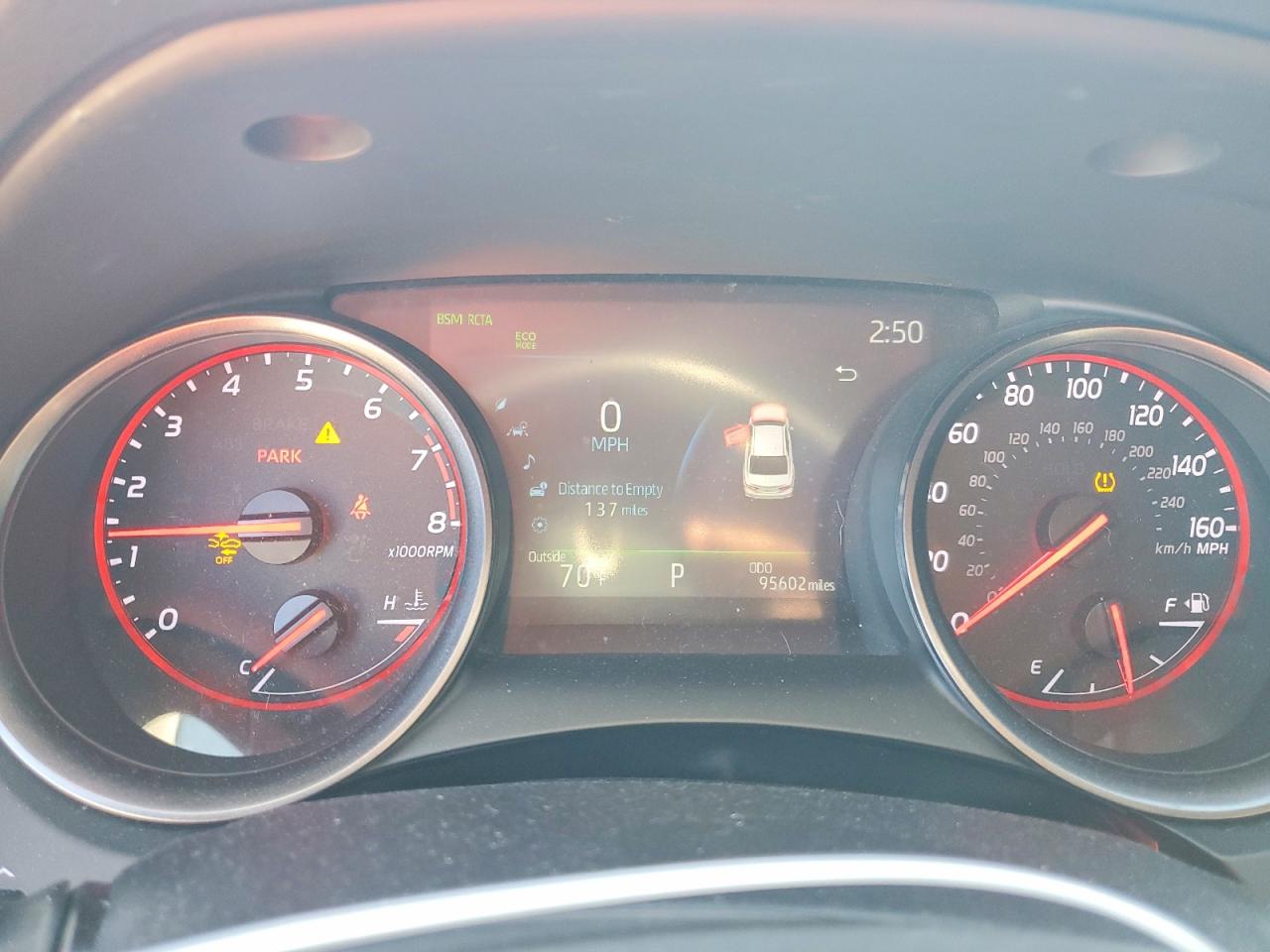 2021 TOYOTA CAMRY XSE photo 9