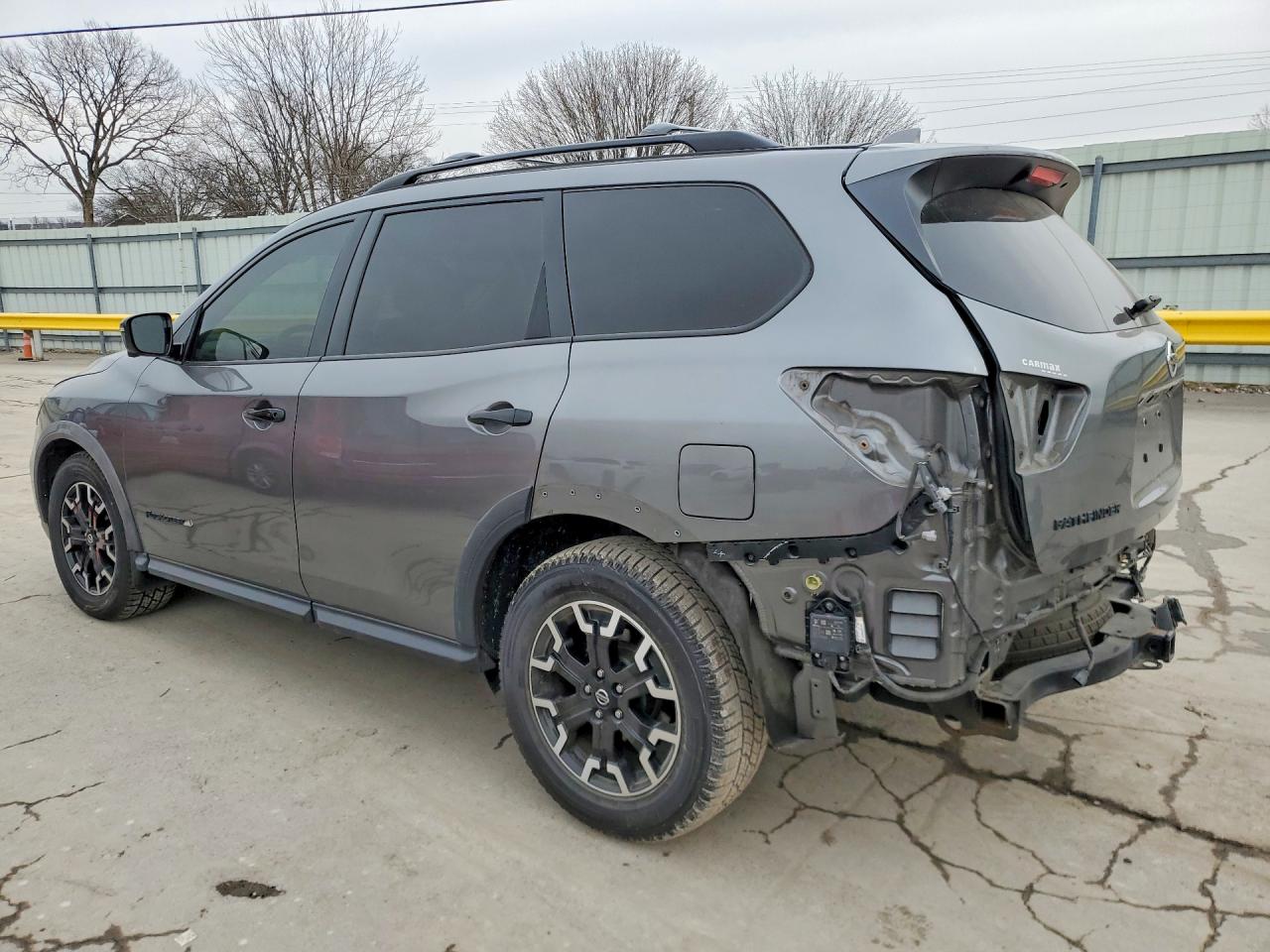 2020 NISSAN PATHFINDER SL photo 4