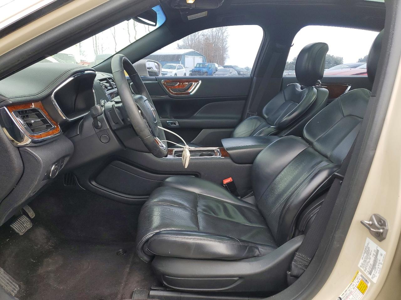 2018 LINCOLN CONTINENTAL SELECT photo 7
