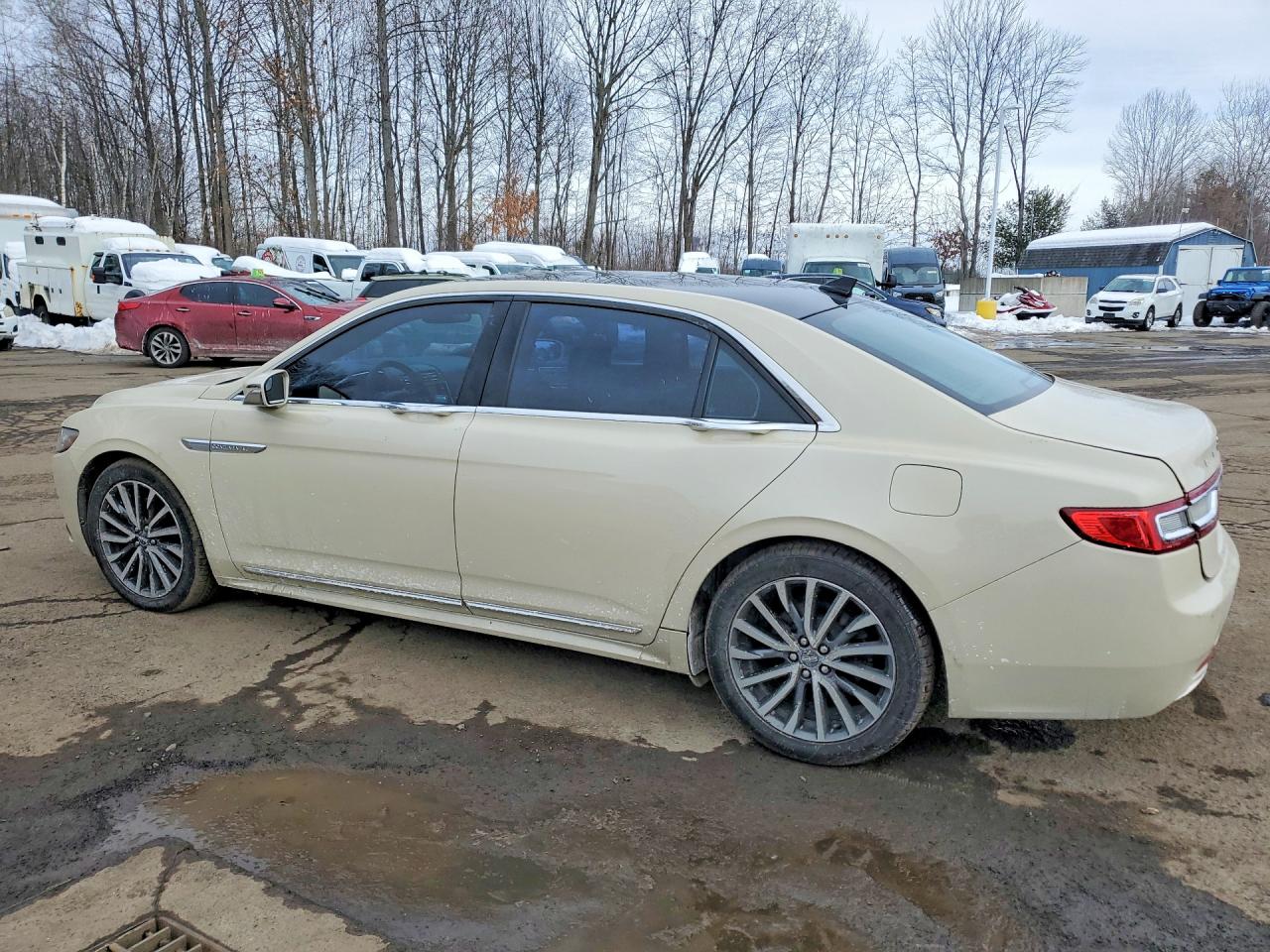 2018 LINCOLN CONTINENTAL SELECT photo 2