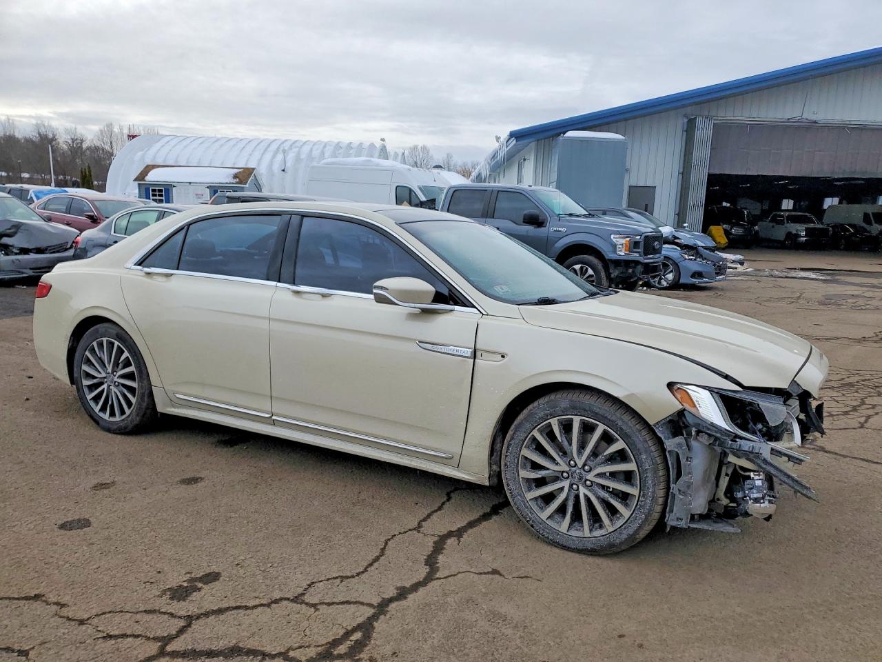 2018 LINCOLN CONTINENTAL SELECT photo 4