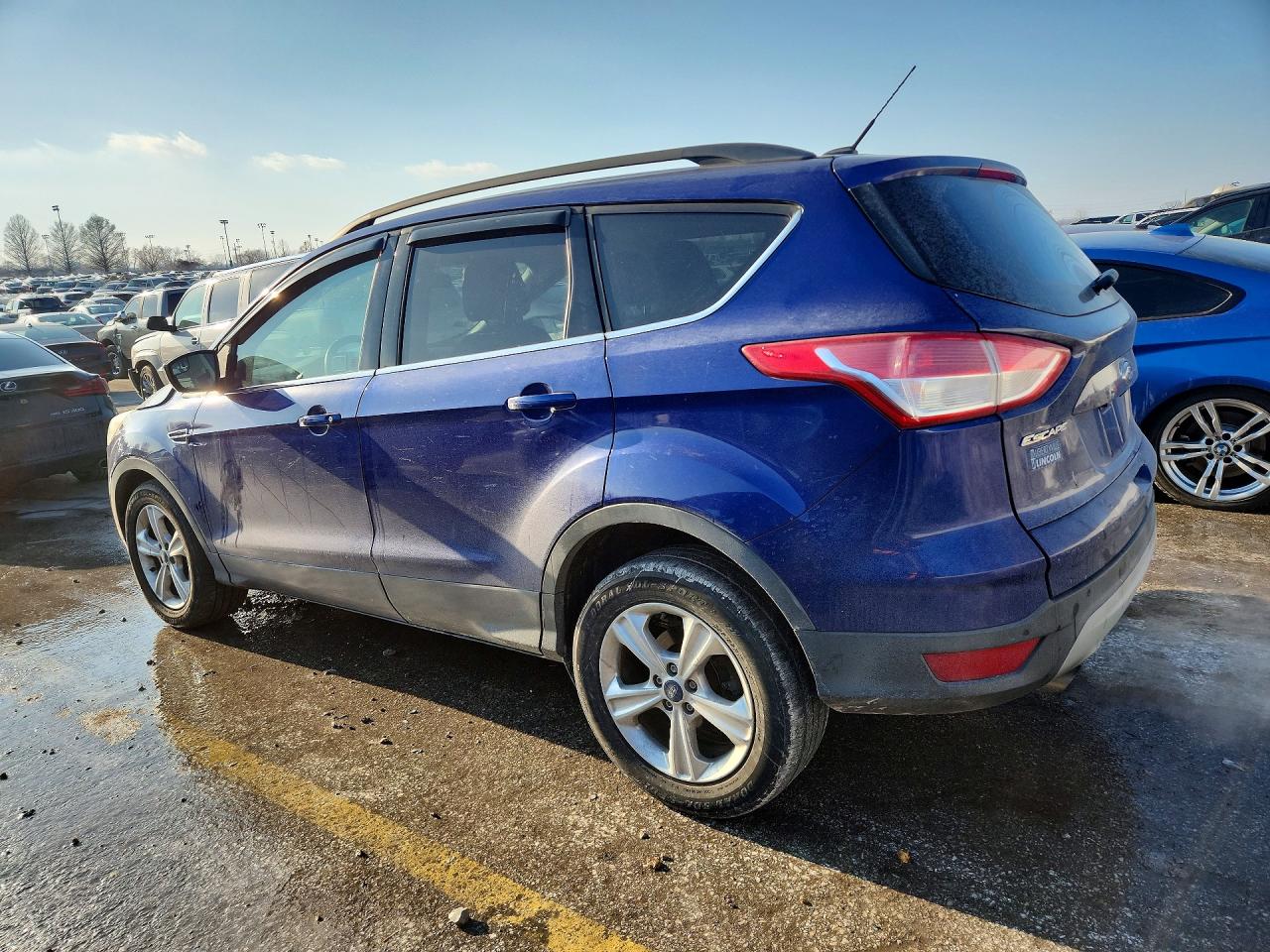 2016 FORD ESCAPE SE photo 4