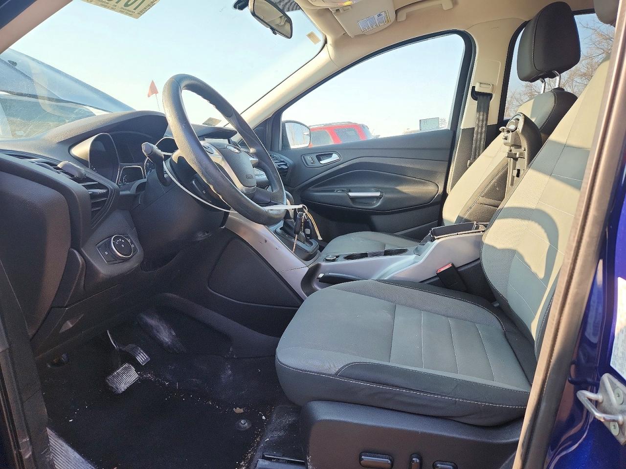 2016 FORD ESCAPE SE photo 19
