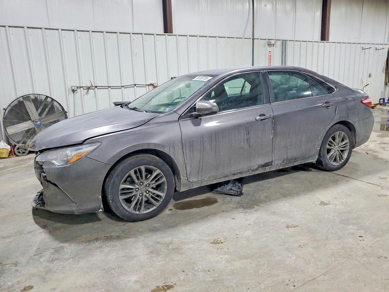 2017 TOYOTA CAMRY