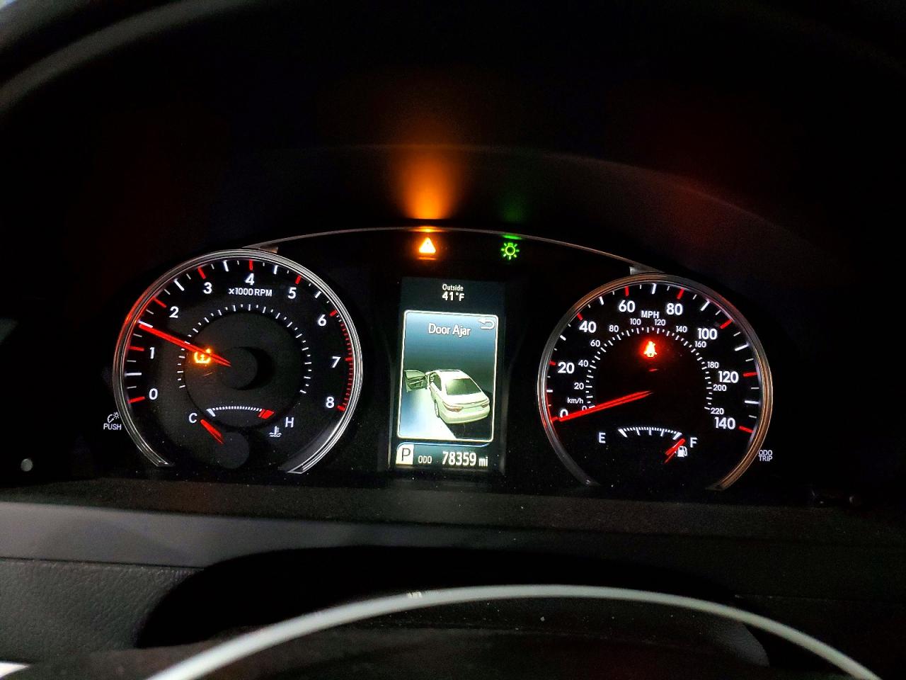 2017 TOYOTA CAMRY SE photo 25
