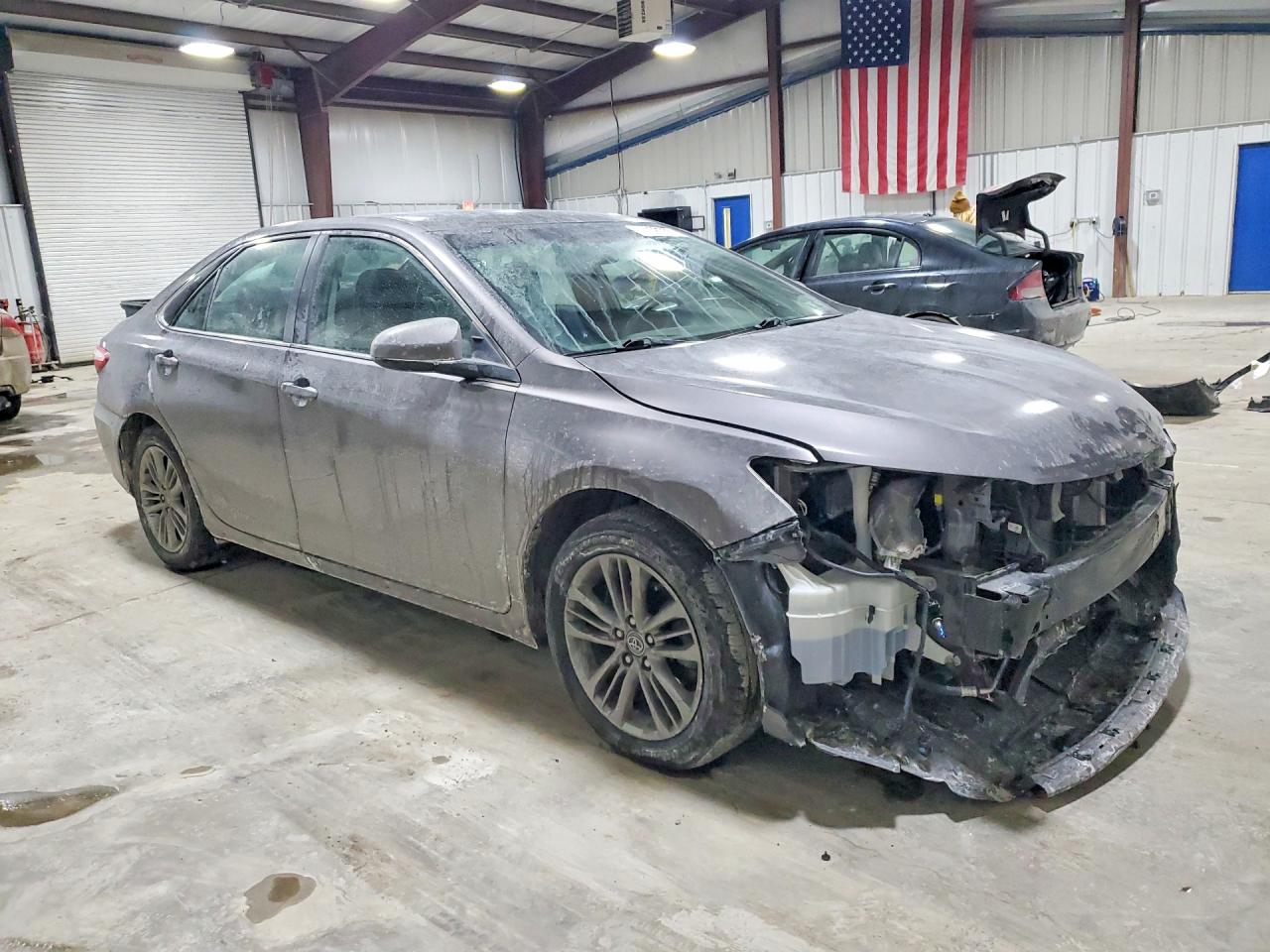 2017 TOYOTA CAMRY SE photo 10