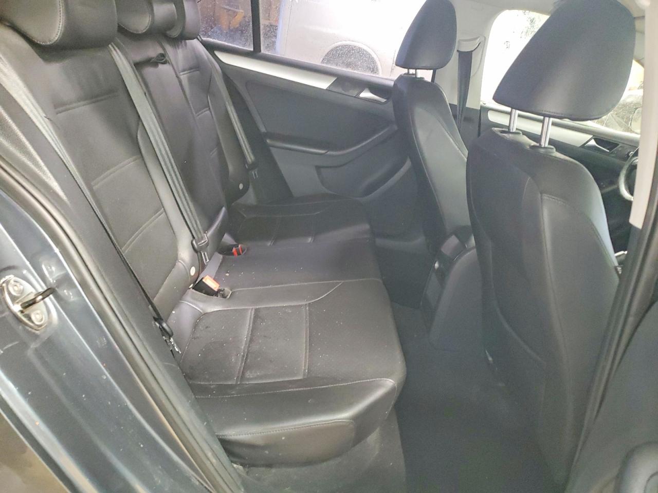 2013 VOLKSWAGEN JETTA SE photo 19