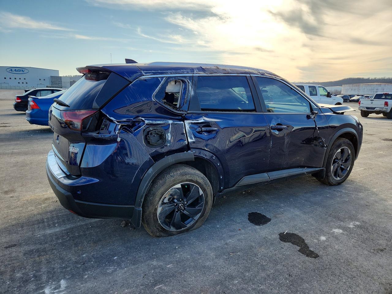 2025 NISSAN ROGUE SV photo 5