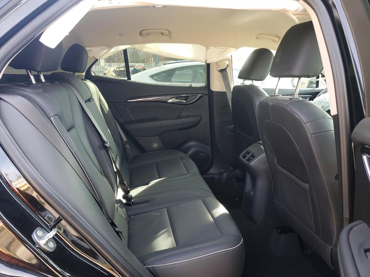 2023 BUICK ENVISION ESSENCE photo 11