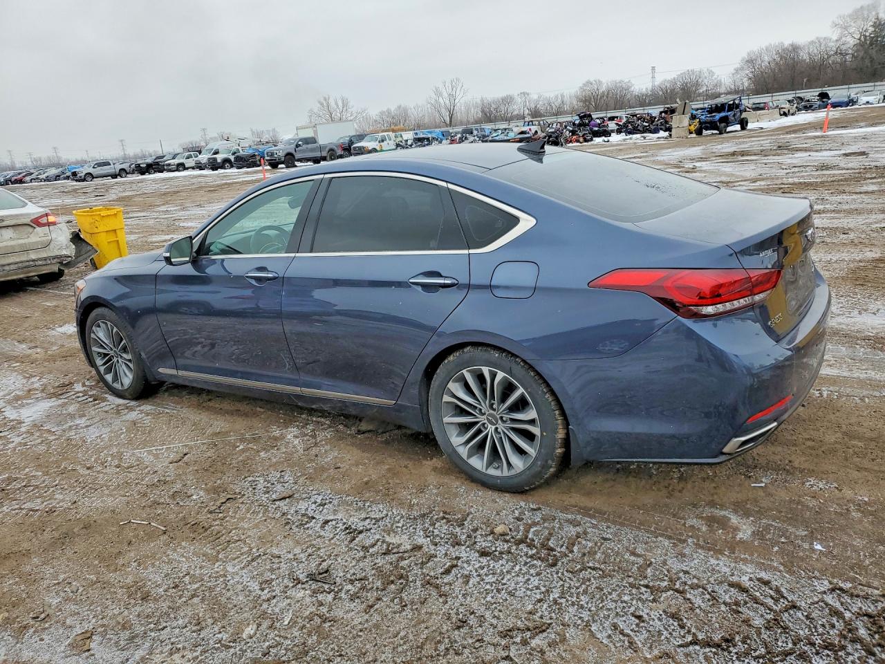 2015 HYUNDAI GENESIS 3.8L photo 3