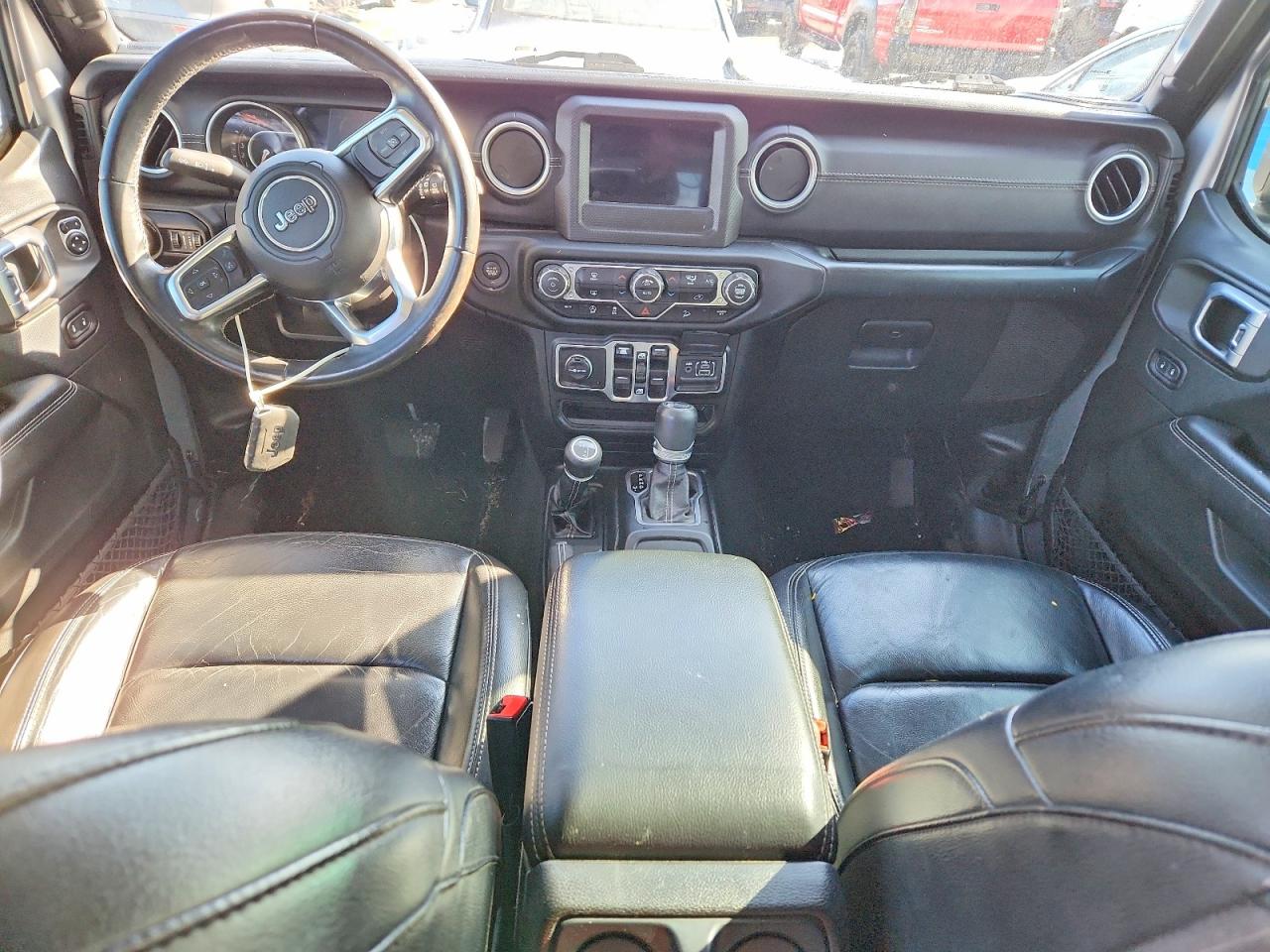2018 JEEP WRANGLER UNLIMITED SAHARA photo 15