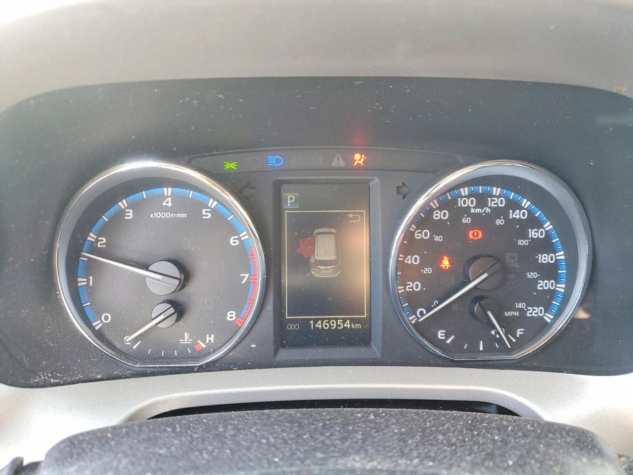 2017 TOYOTA RAV4 LE photo 9