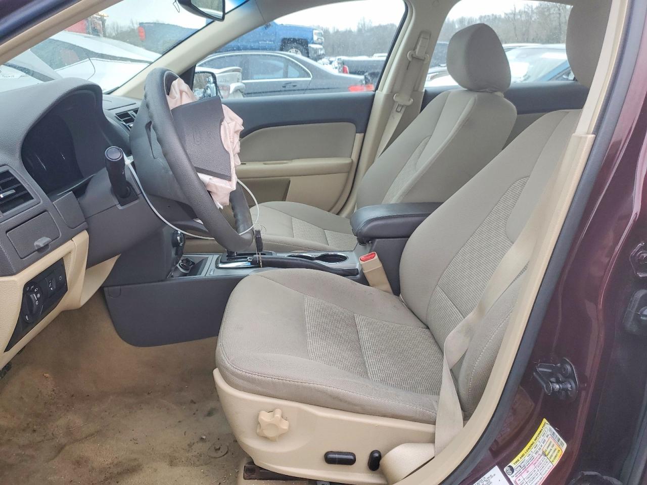 2012 FORD FUSION SE photo 19